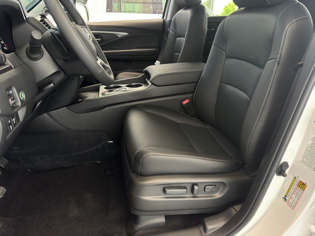 2026 Honda Ridgeline RTL White at AutoSavvy Houston Northwest
