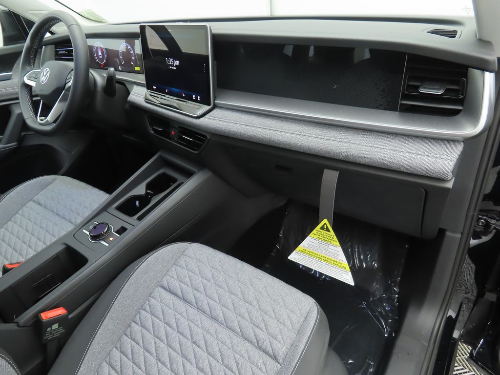 Thumbnail: 2026 Volkswagen Tiguan - 17