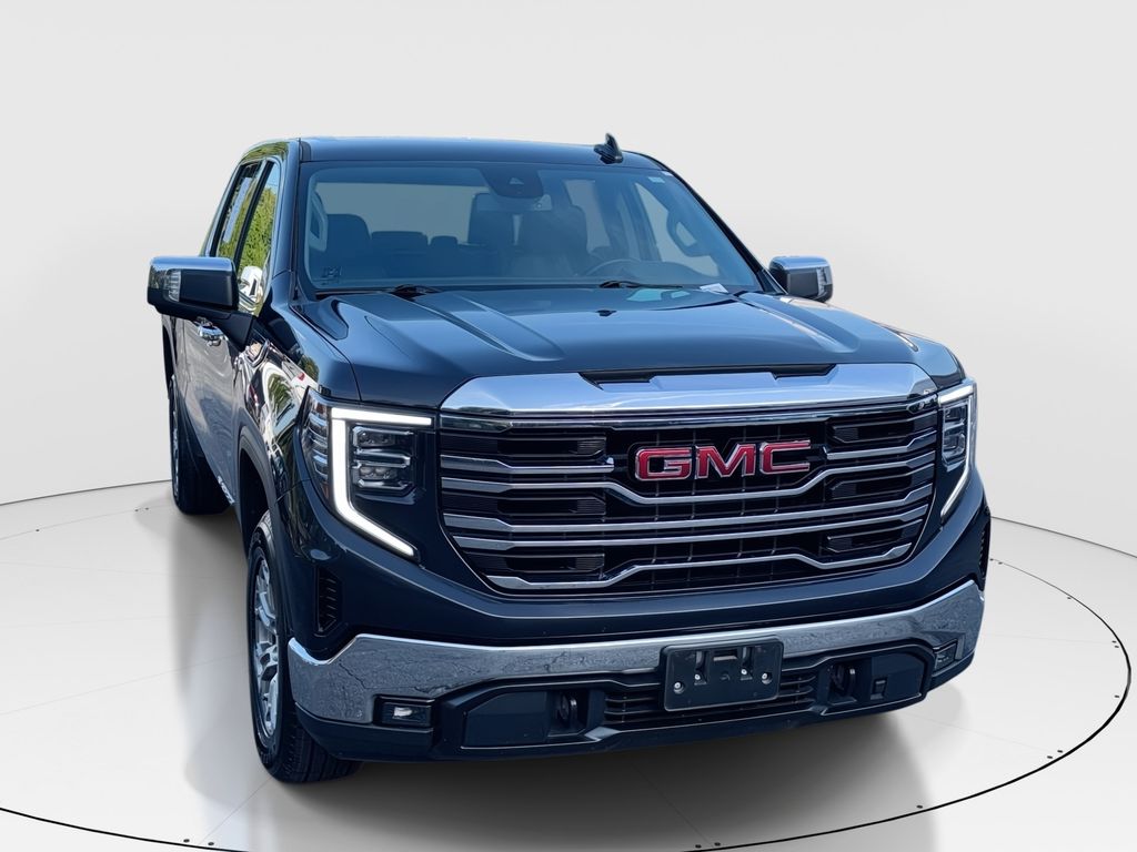 2023 GMC Sierra 1500 SLT Crew Cab 4WD