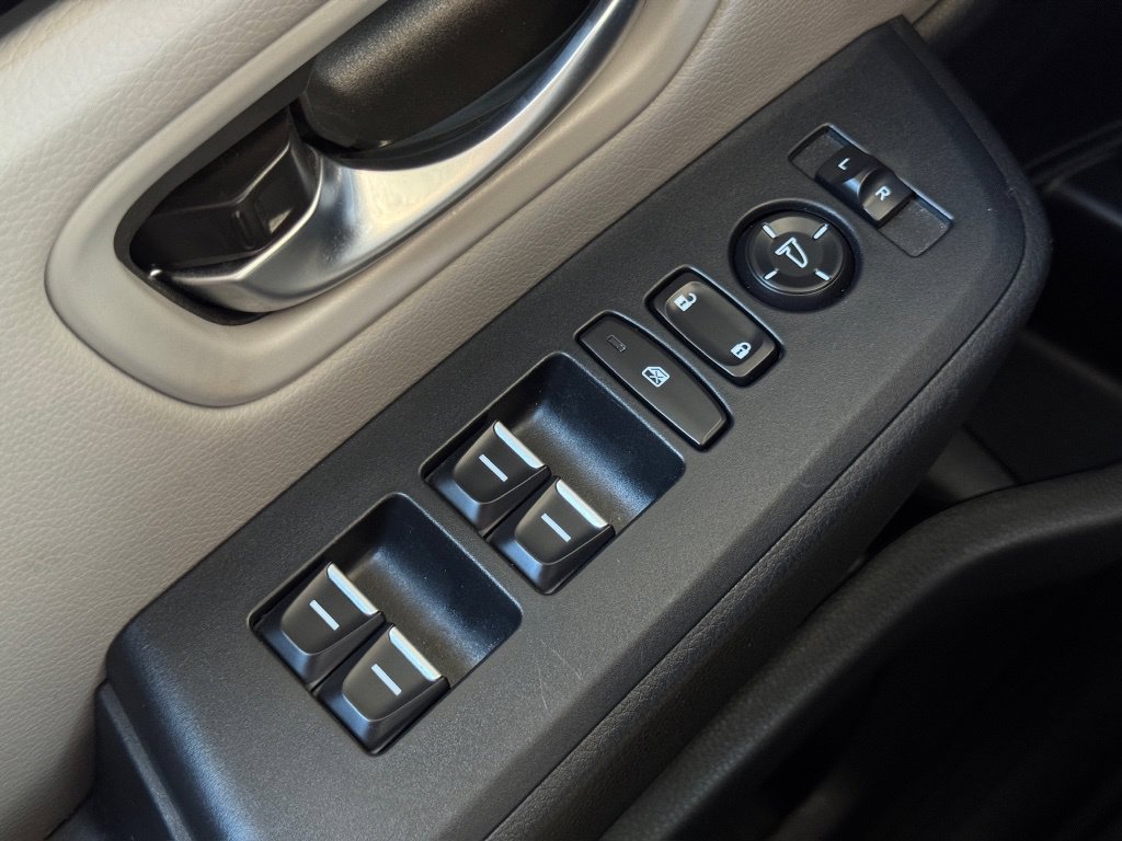2024 Honda Pilot Touring  at Community Honda
