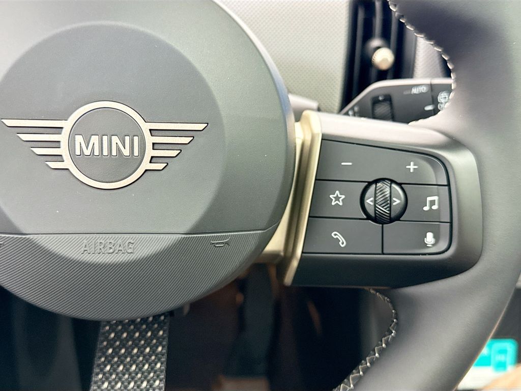 Thumbnail: 2026 MINI Cooper - 12