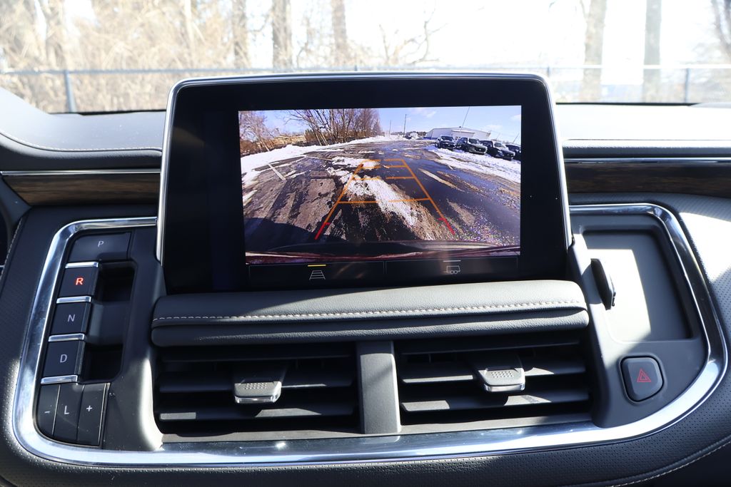 Thumbnail: 2023 Chevrolet Tahoe - 20