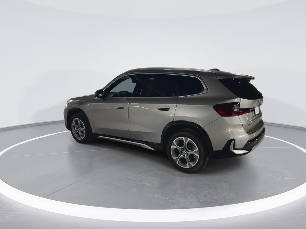 Thumbnail: 2026 BMW X1 - 6