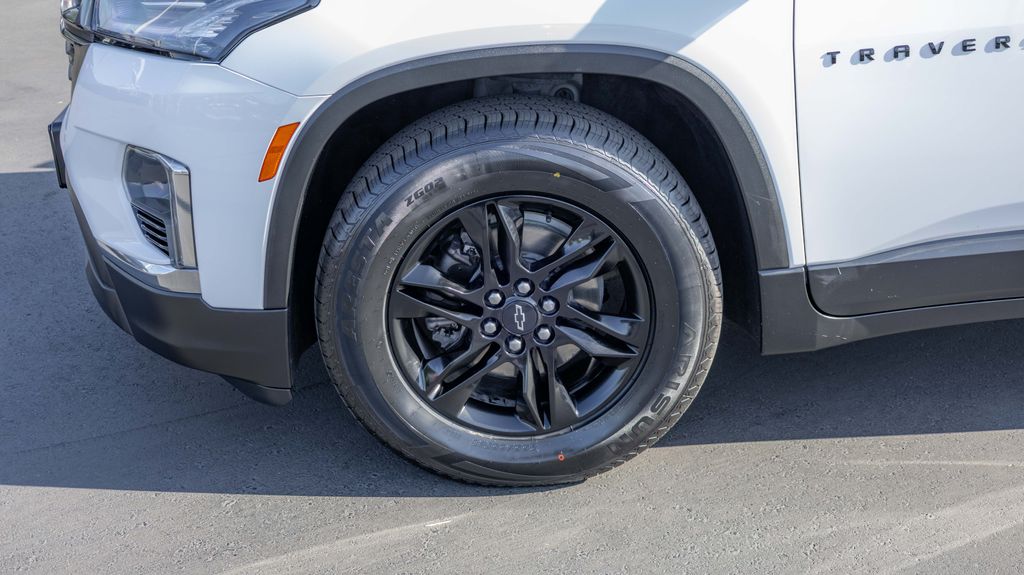 Used 2022 Chevrolet Traverse LS 4D Sport Utility