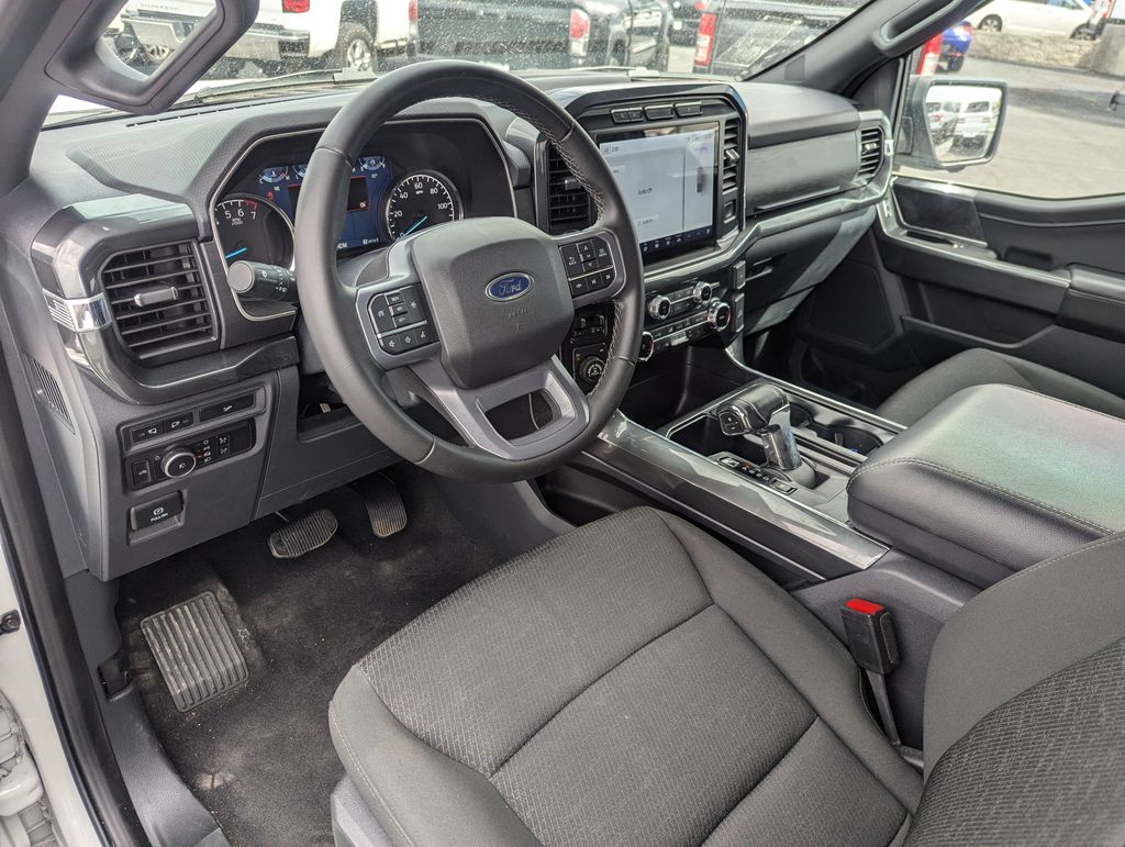 2023 Ford F-150 XLT 27