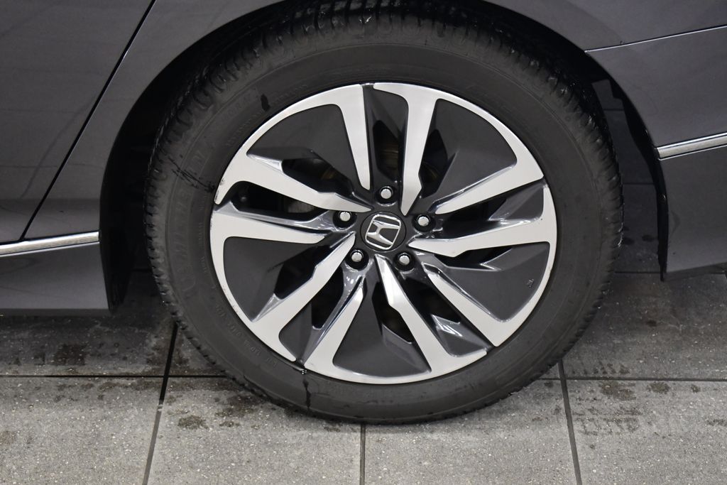 Thumbnail: 2018 Honda Accord - 13