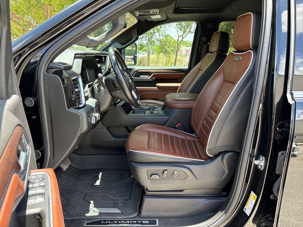 Certified Used 2024  GMC Denali Ultimate image 31