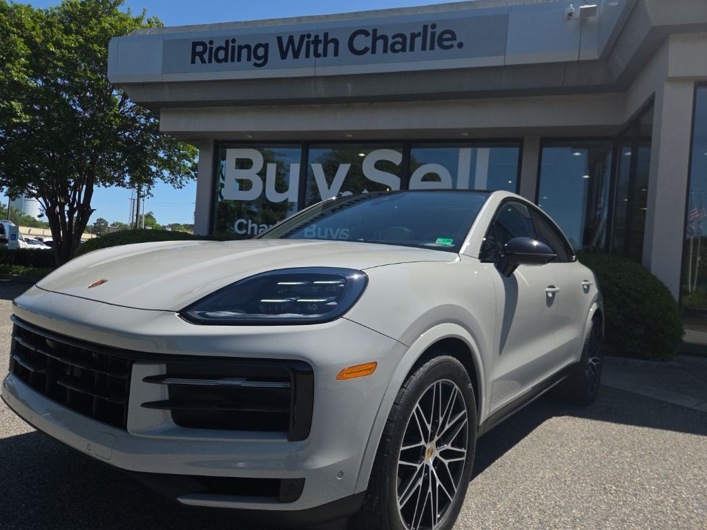 Gray (Arctic Grey) 2024 Porsche Cayenne Coupe AWD Coupe All-Wheel Drive 8-Speed Automatic