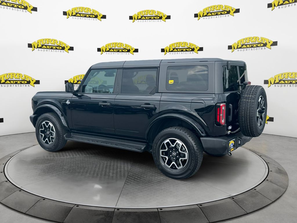 2026 Shadow Black Ford Bronco Outer Banks 4X4 SUV