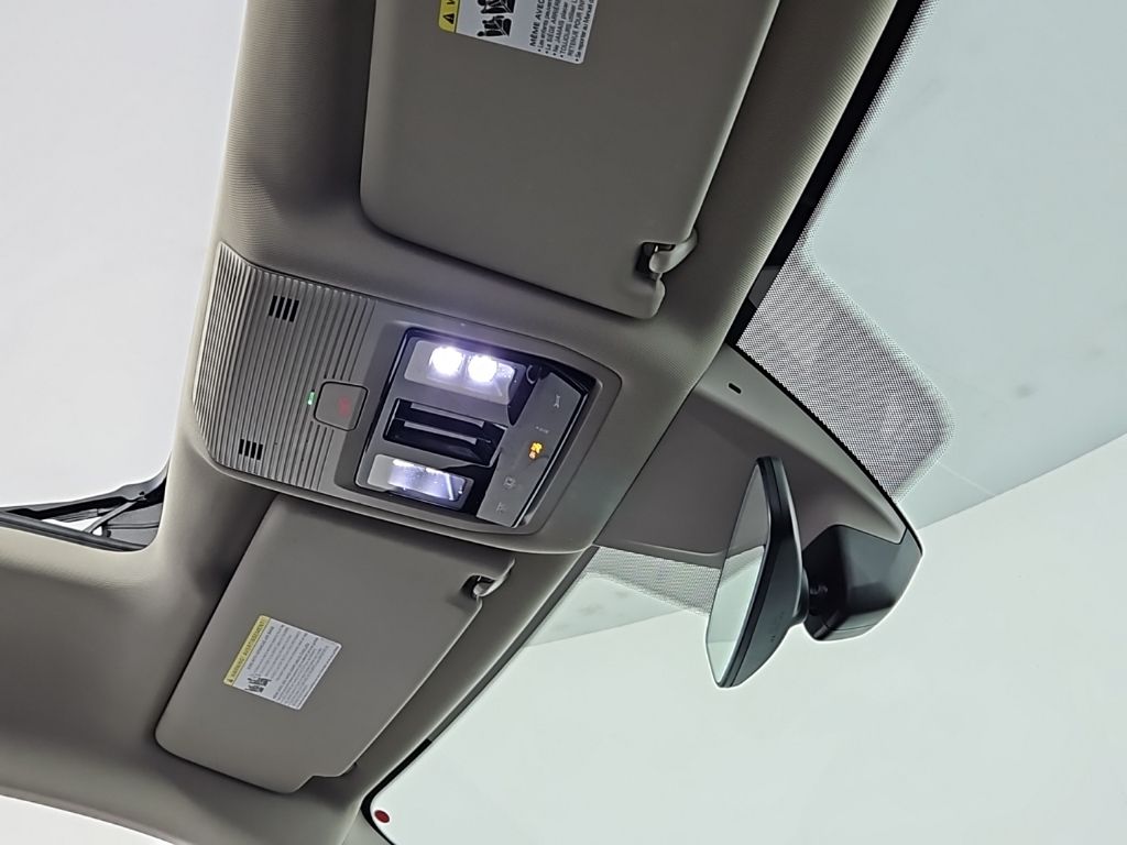 Thumbnail: 2025 Volkswagen Atlas - 17