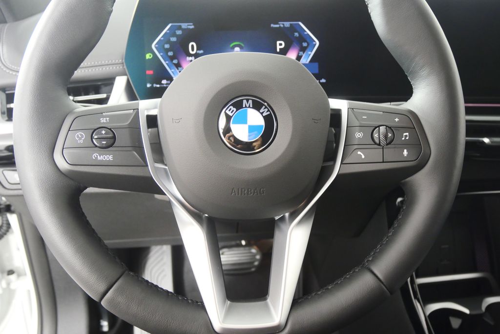 2025 BMW X1 xDrive28i 18