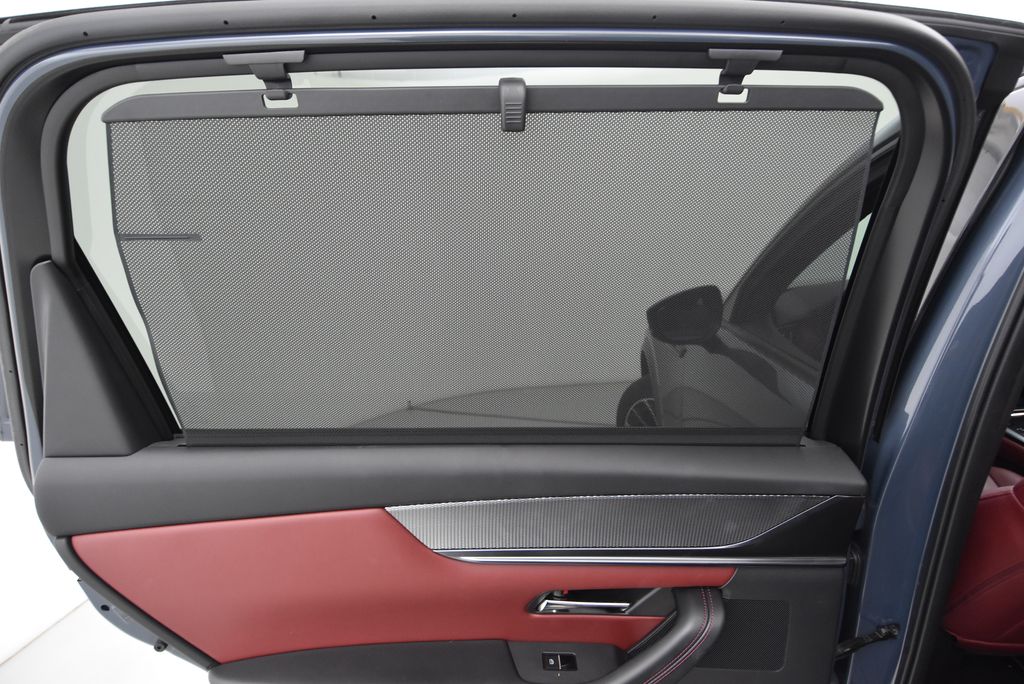 2025 Mazda CX-70 PHEV Premium Plus photo