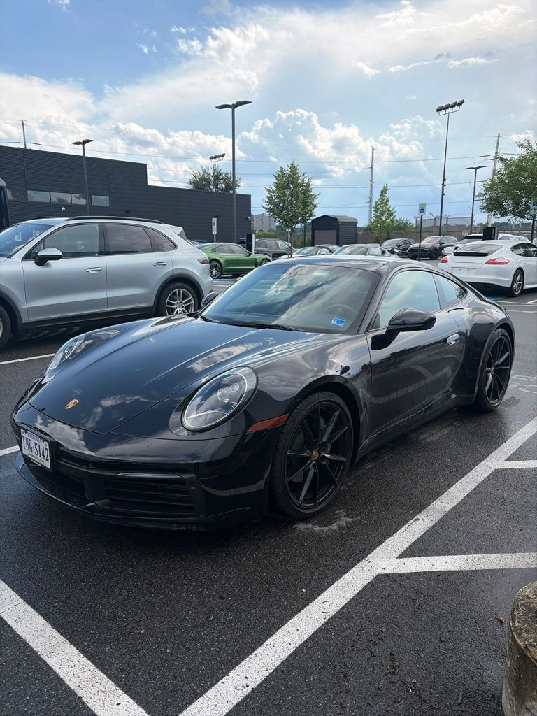 Black 2022 Porsche 911 Carrera 4 Coupe AWD Coupe All-Wheel Drive 8-Speed Automatic