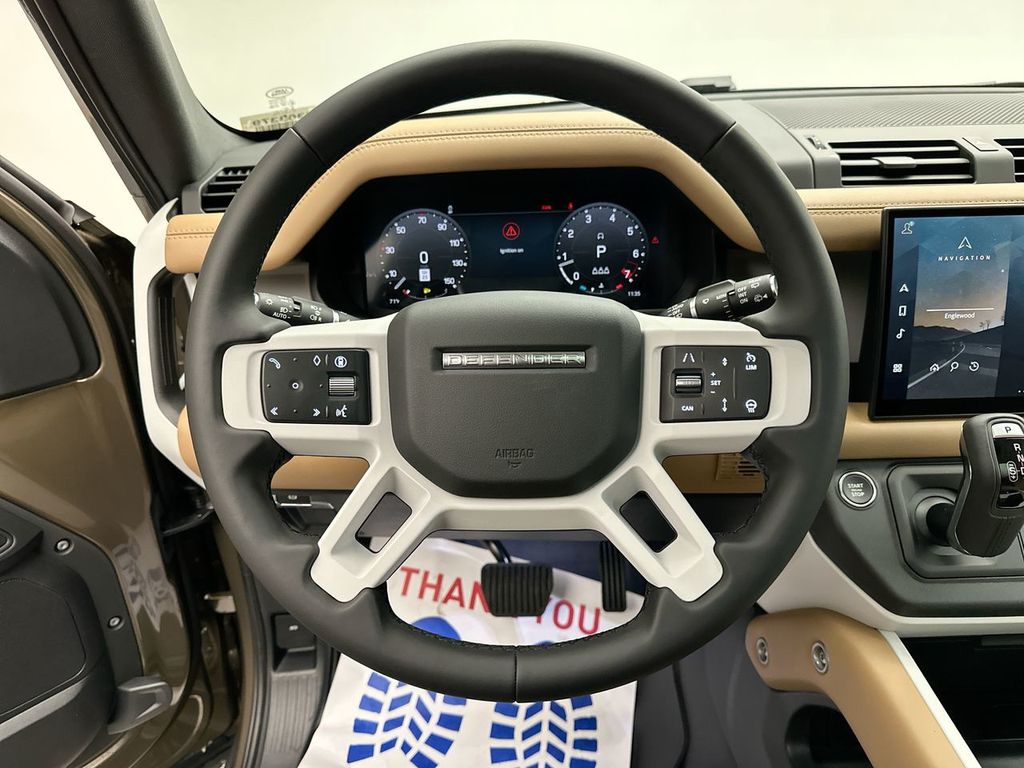Thumbnail: 2025 Land Rover Defender - 12