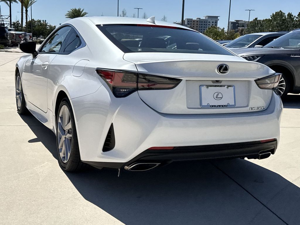 Thumbnail: 2022 Lexus RC - 10