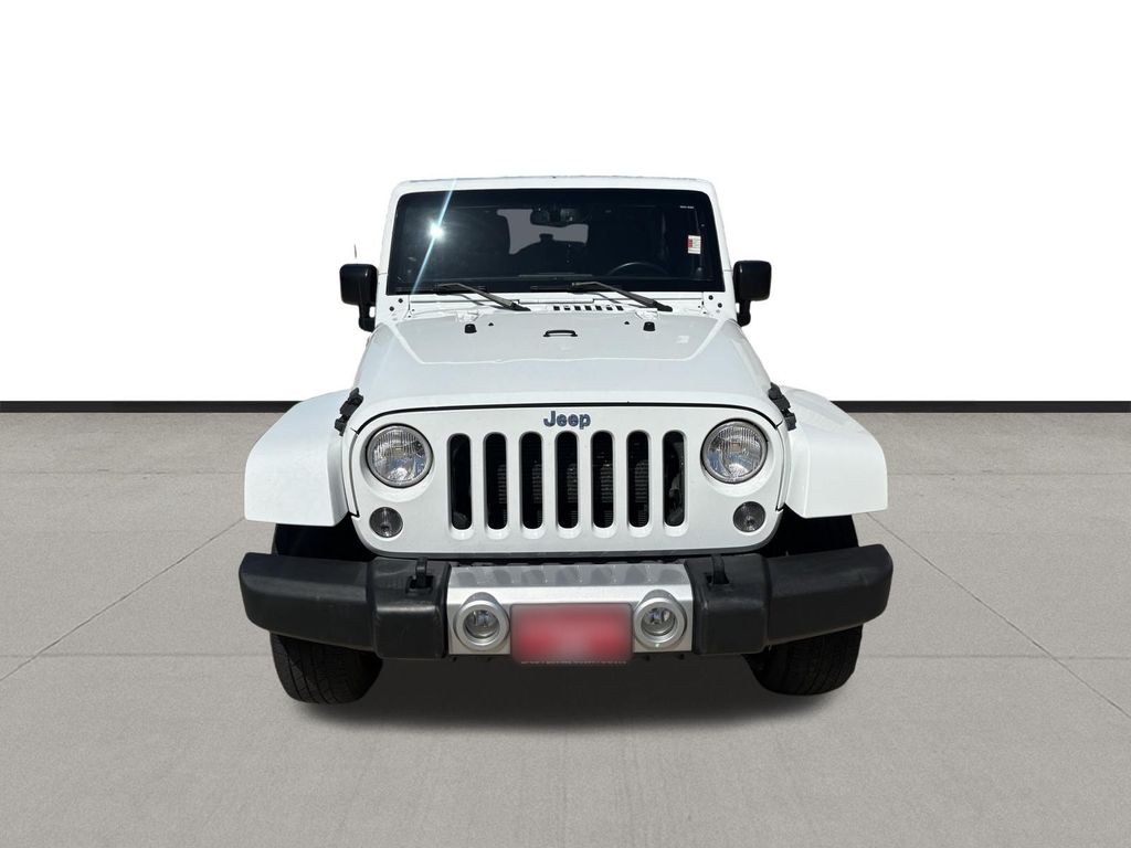 2014 Jeep Wrangler Unlimited Sahara White at Autostrade