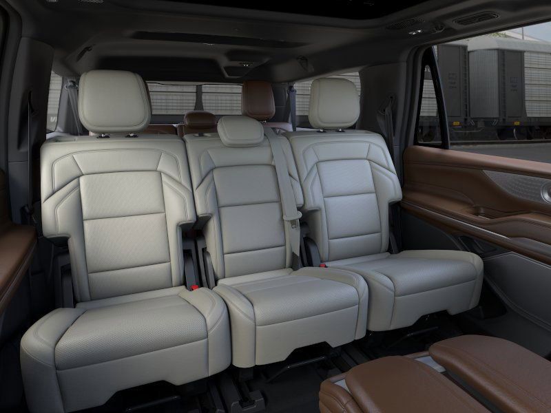 2025 Lincoln Navigator Reserve 11