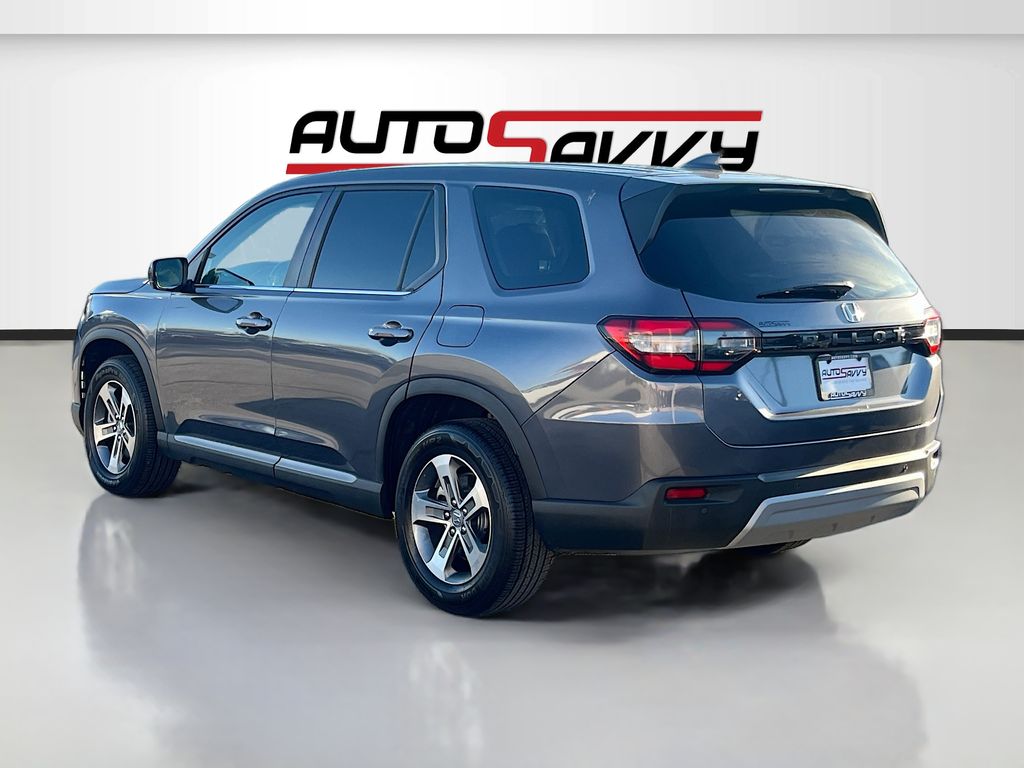 2025 Honda Pilot EX-L Gray at AutoSavvy Houston Northwest
