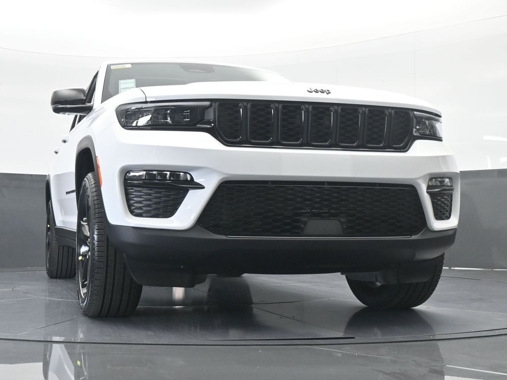 New 2025 Bright White Clearcoat Jeep Limited image 58
