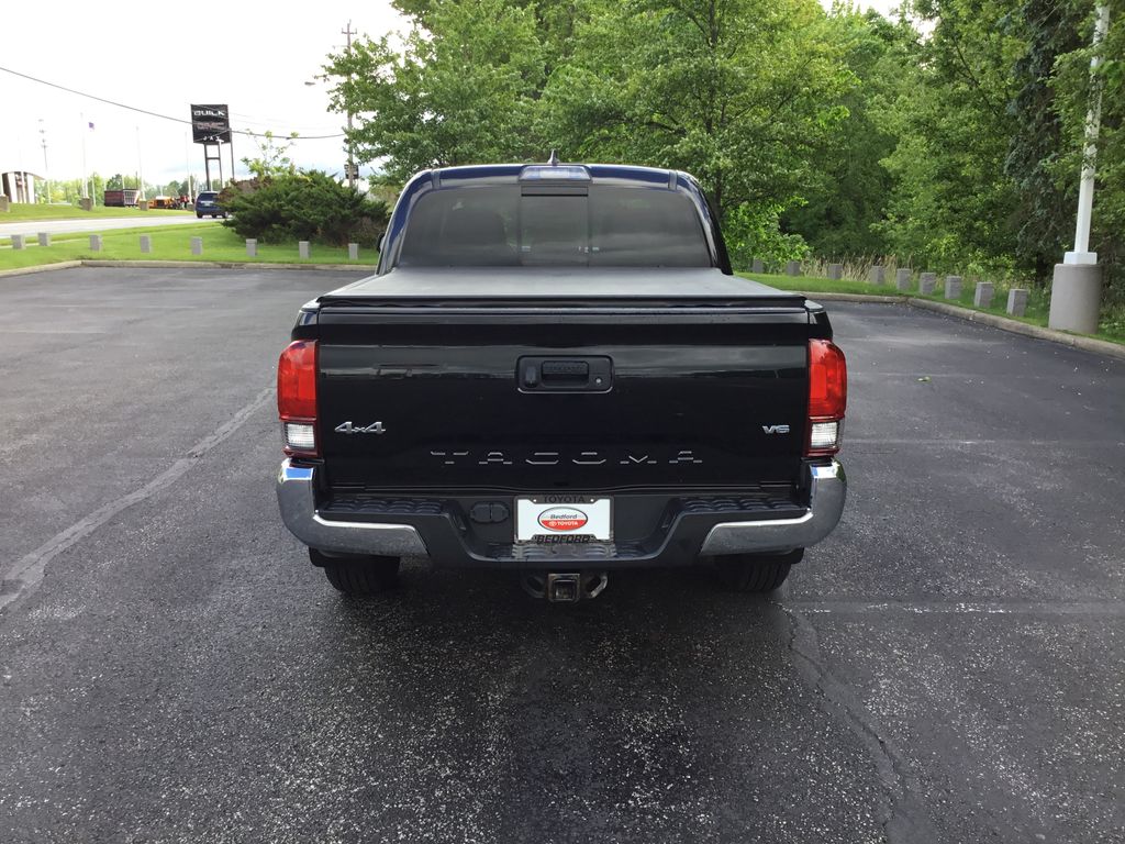 2018 Toyota Tacoma SR5 3