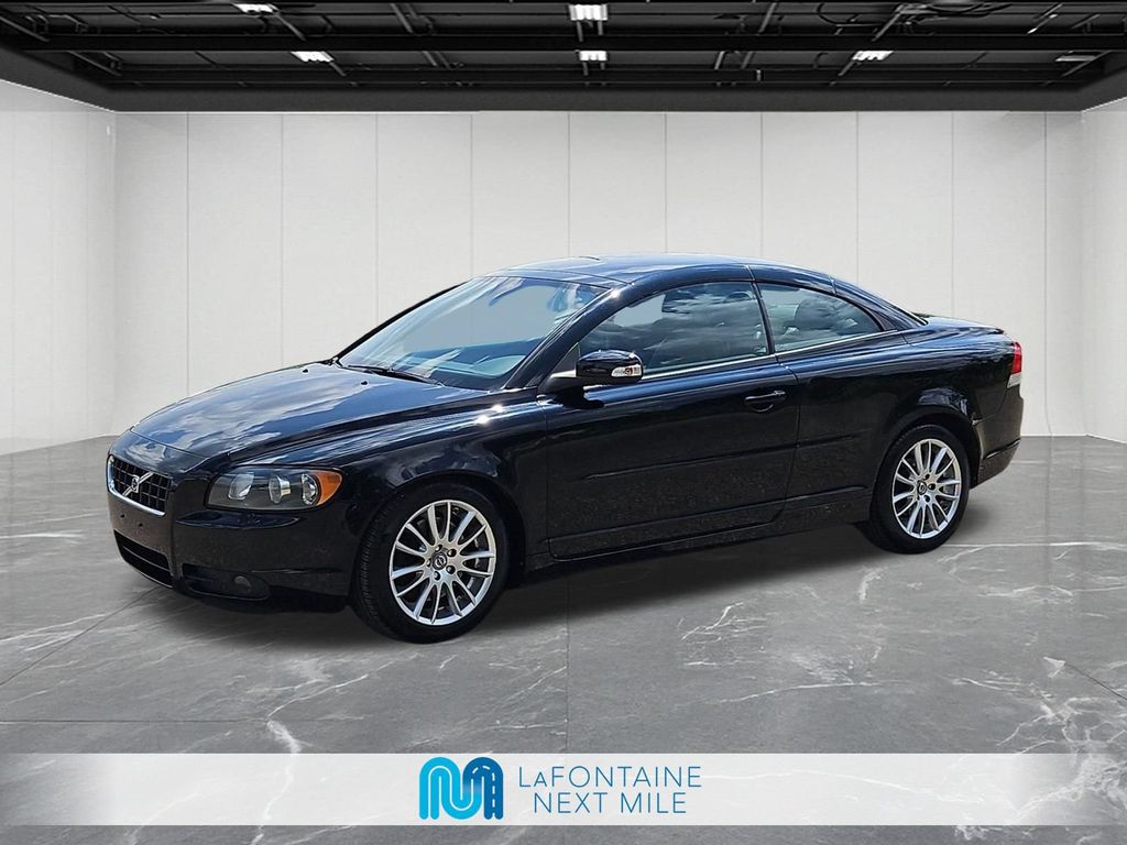 Black 2009 Volvo C70 Convertible Front-Wheel Drive 5-Speed Automatic