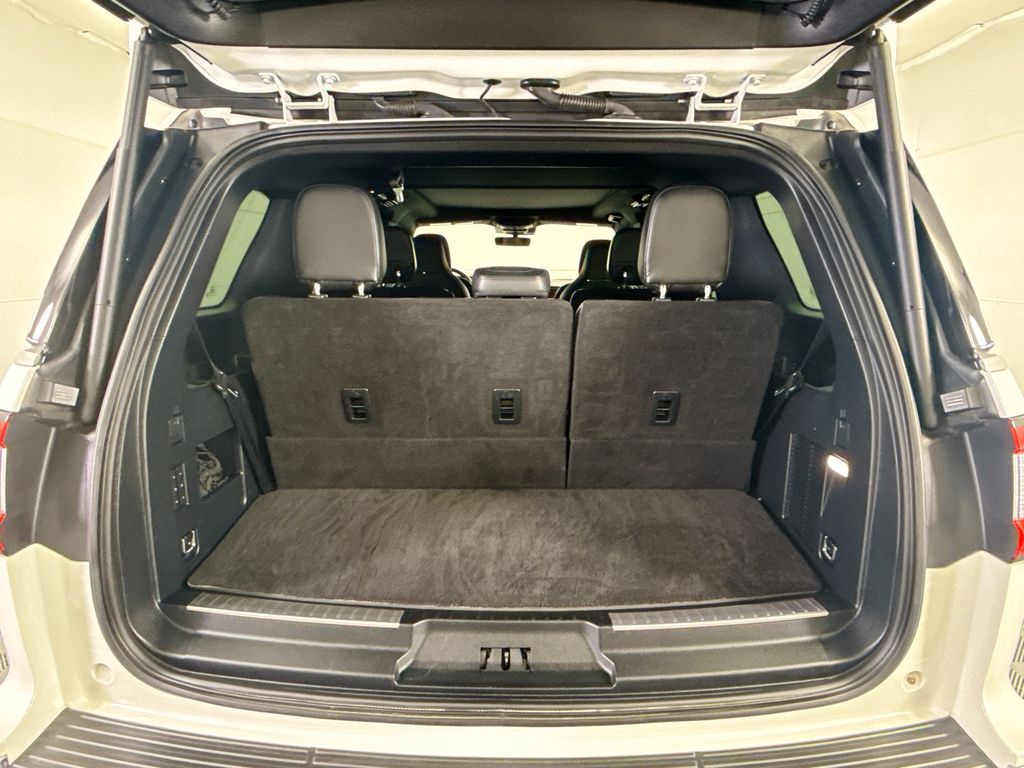 Thumbnail: 2020 Lincoln Navigator - 27