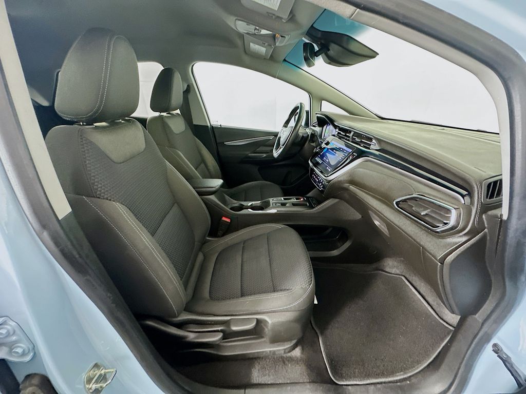 Thumbnail: 2022 Chevrolet Bolt EV - 26