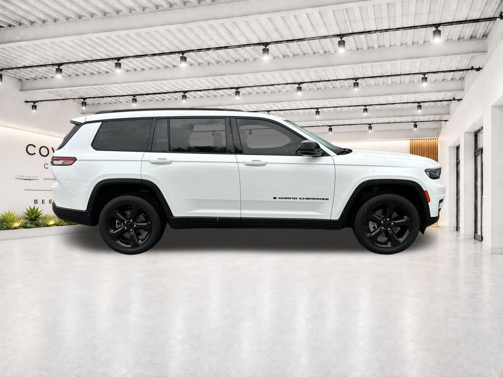 Used Car 2023 Jeep Grand Cherokee L  Altitude For Sale Under $30,000 In Austin, Texas