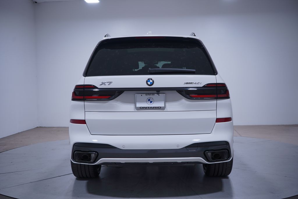 2025 BMW X7 xDrive40i 5