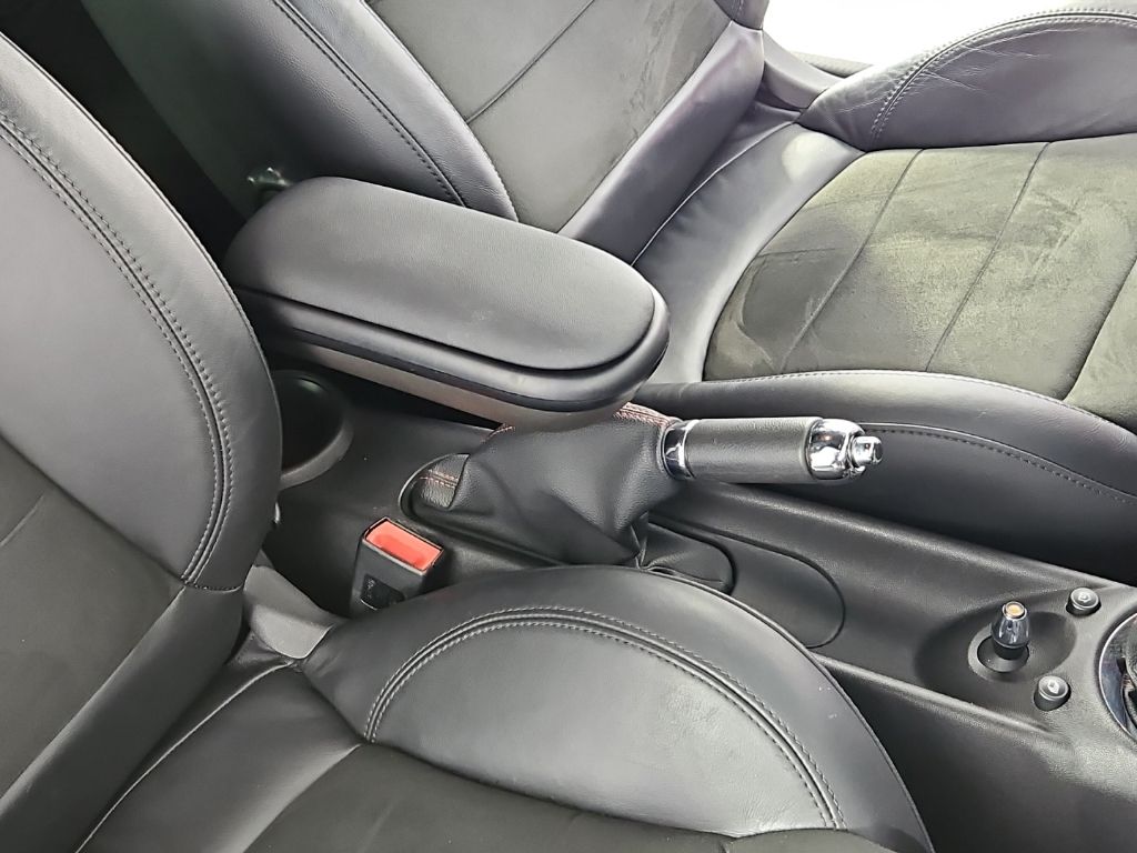 Thumbnail: 2012 MINI Cooper - 17