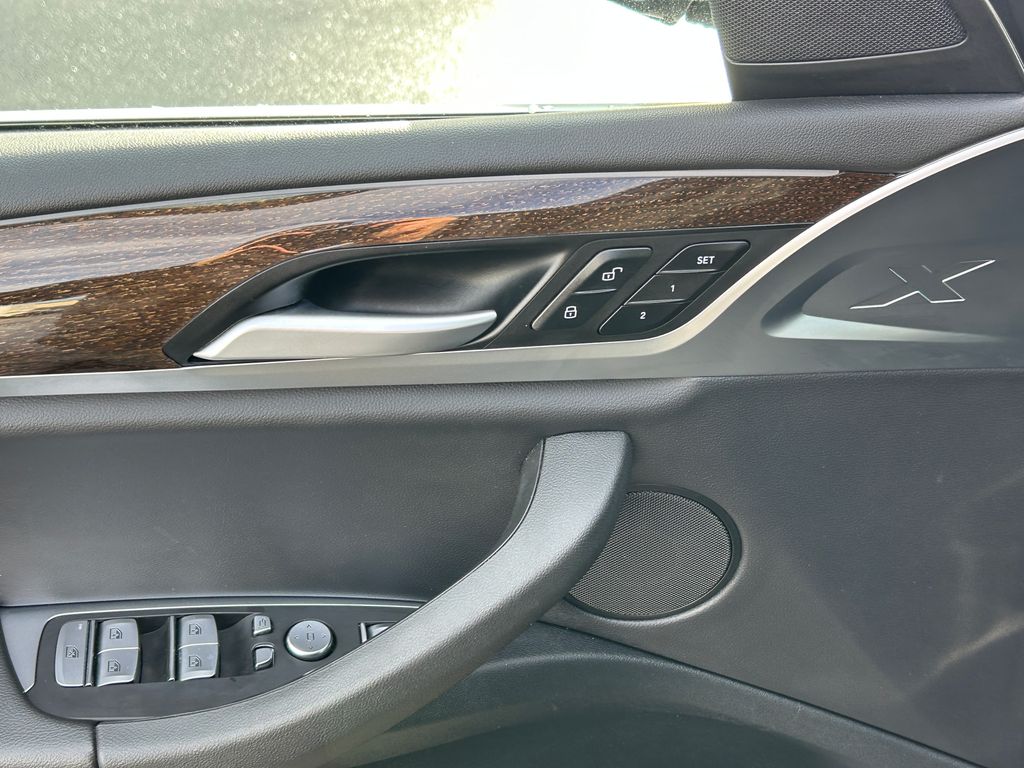 Thumbnail: 2022 BMW X3 - 11