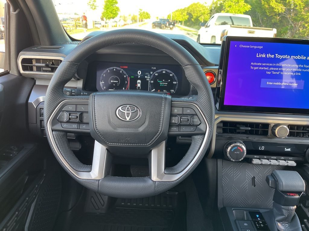 2024 Toyota Tacoma TRD Off-Road 17