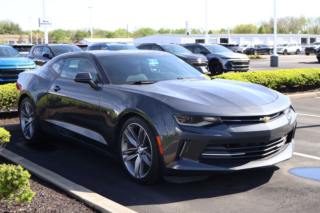 2017 Chevrolet Camaro  3