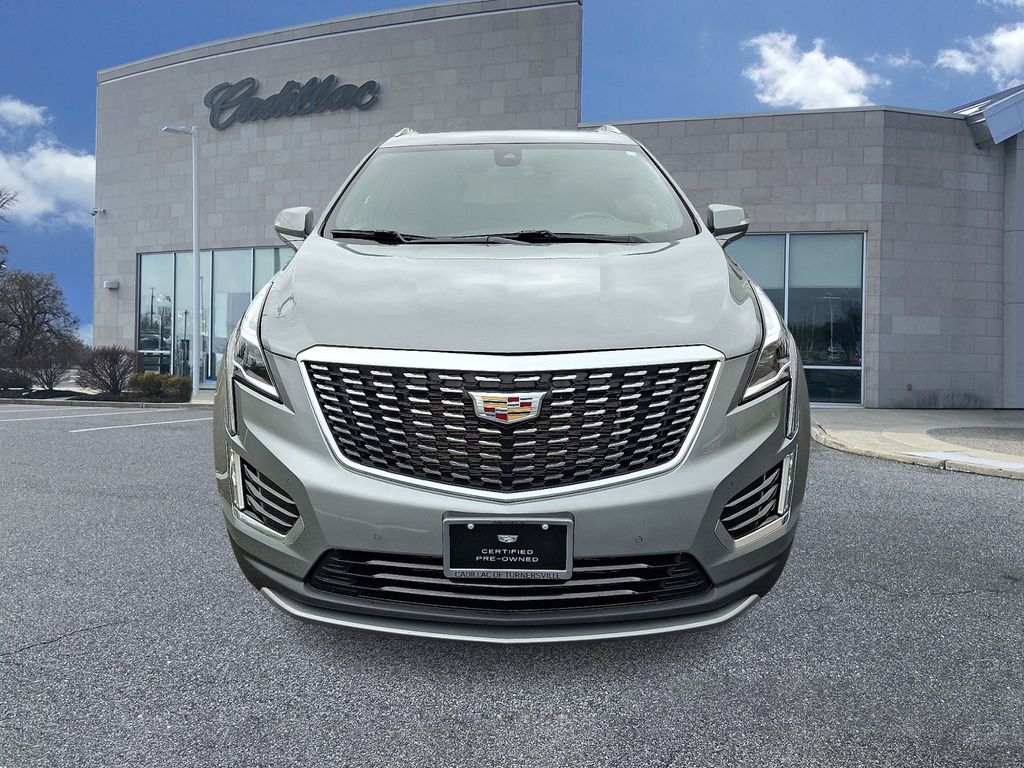 Thumbnail: 2023 Cadillac XT5 - 2