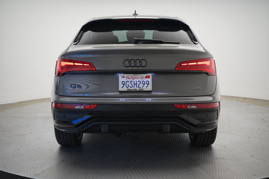 Thumbnail: 2023 Audi Q5 - 4