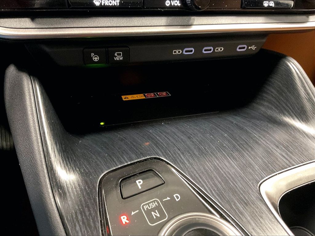 2023 Lexus RZ — photo 27