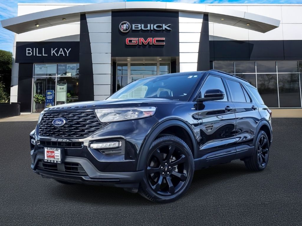Black Metallic 2022 Ford Explorer SUV / Crossover All-Wheel Drive Automatic