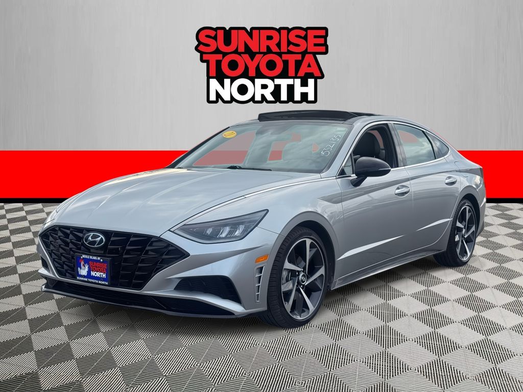 Used 2021 Hyundai Sonata SEL Plus with VIN 5NPEJ4J25MH103966 for sale in Middle Island, NY