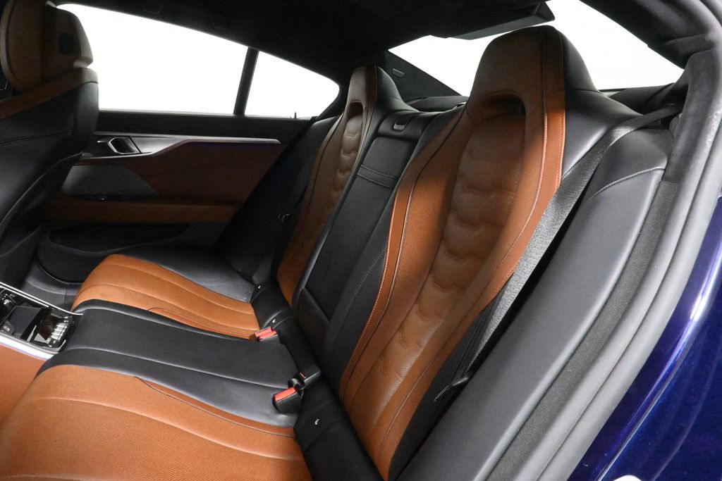 Thumbnail: 2022 BMW 8 Series - 5