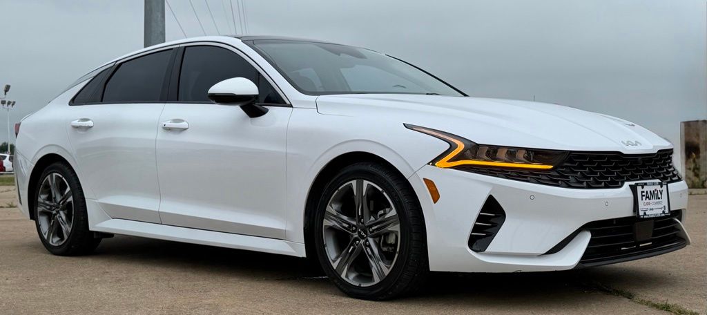 2022 Kia K5