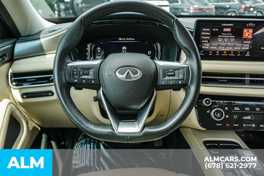 Used 2022 Black INFINITI LUXE image 30