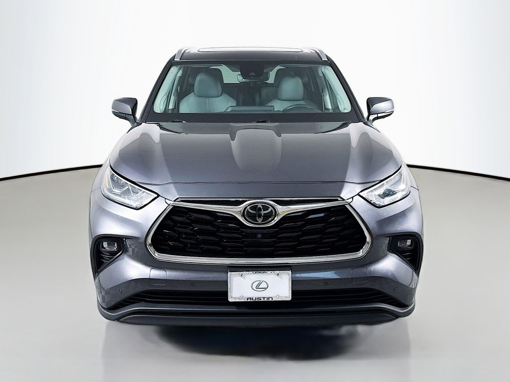 Thumbnail: 2020 Toyota Highlander - 2