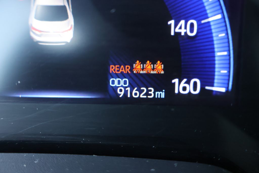 2022 Toyota Corolla LE 30