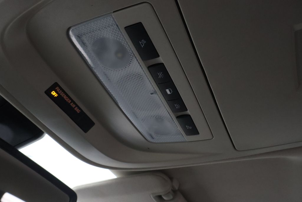 Thumbnail: 2018 Chevrolet Colorado - 31