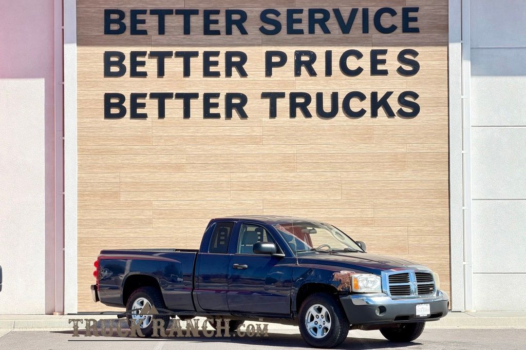 2005 Dodge Dakota SLT Club Cab RWD