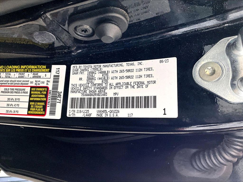 2024 Toyota Sequoia — photo 37