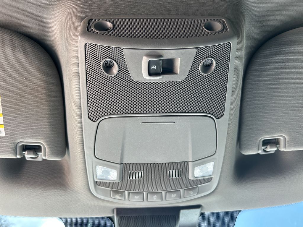 Used 2020 Silver Ford Lariat image 16