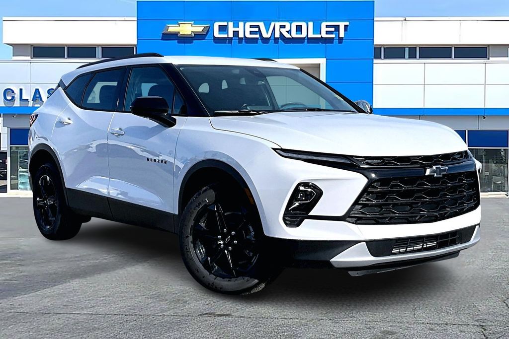 Summit White 2026 Chevrolet Blazer LT AWD SUV / Crossover 9-Speed Automatic Overdrive