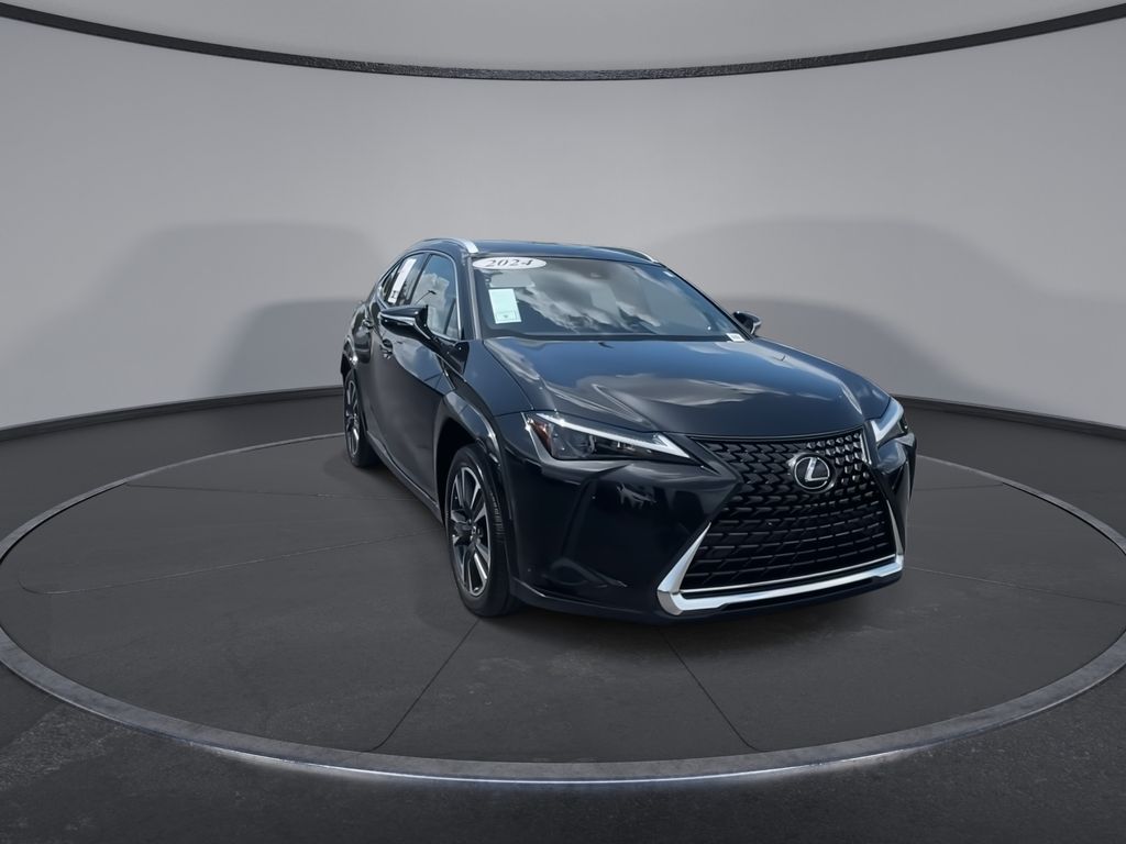 Thumbnail: 2024 Lexus UX - 3