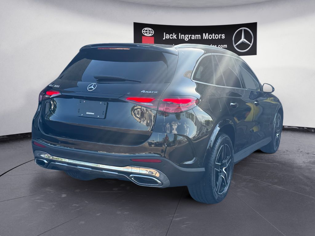 new 2026 Mercedes-Benz GLC car
